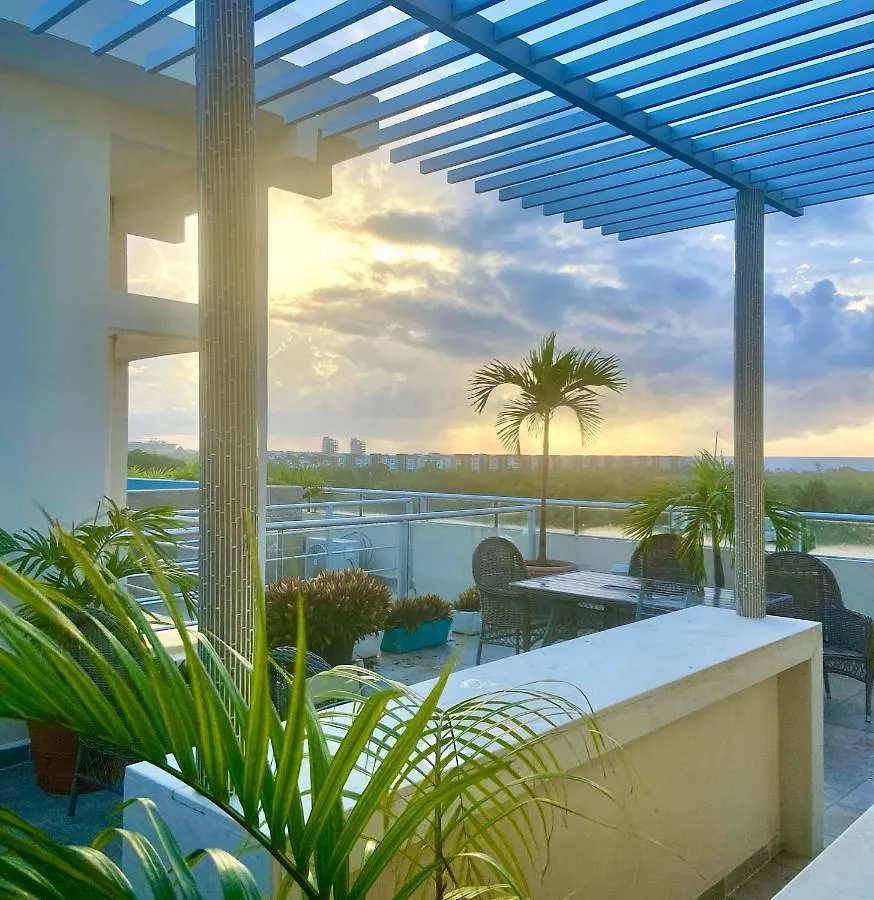 Hotel Punta Esmeralda Playa Del Carmen 3*,